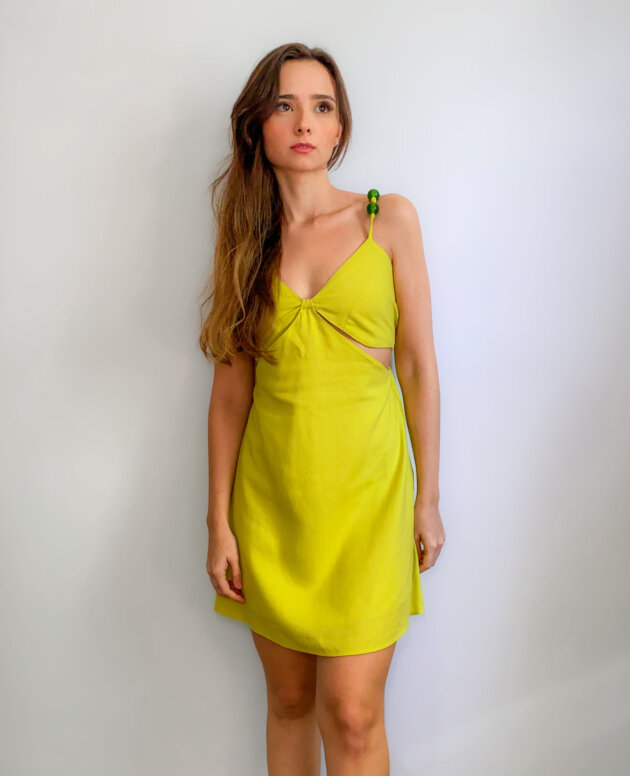 Vestido Curto Verde Lima com Decote e Amarração